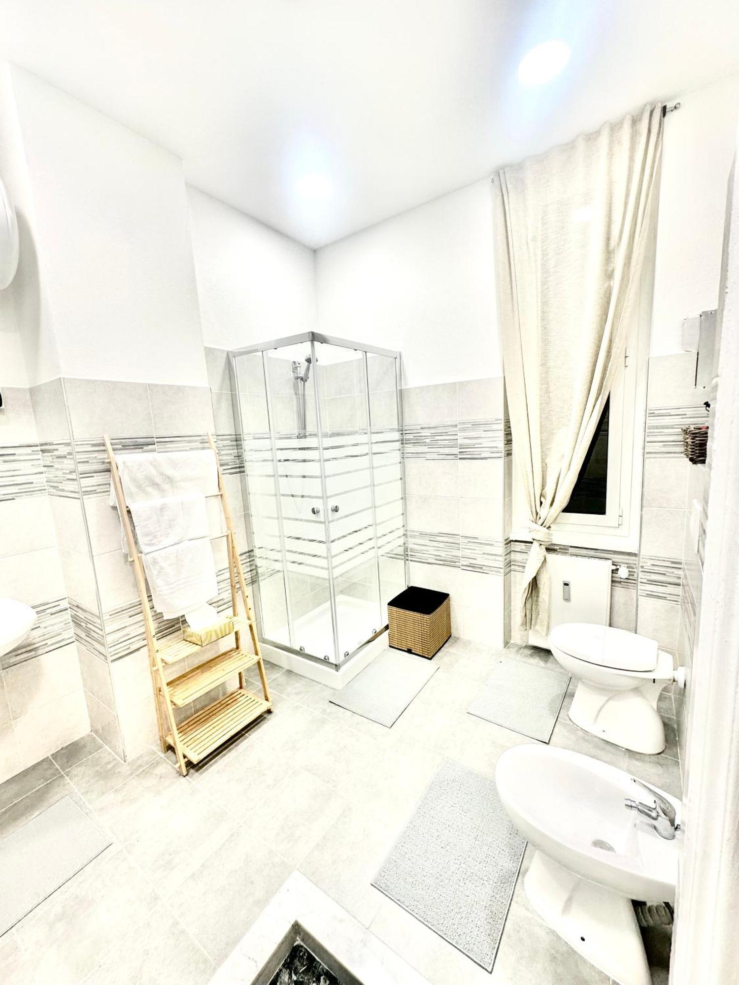 The Center Apartment