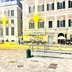 The Center Residence